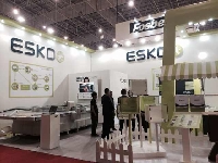  ESKO的展位色調(diào)非常素雅，富有品味，其中的瓦楞模型也極富創(chuàng)意。